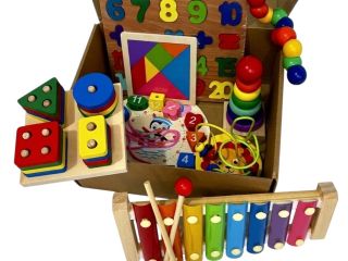 Lot de 360 produits neufs – jeux éducatifs Montessori + sacs de rangement transportables + panier arc‑en‑ciel – prix à discuter REF#17179