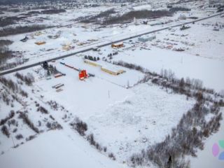 Bâtisse avec vaste terrain industrielle à vendre REF#16845