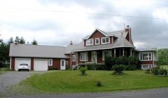 Domaine avec écurie, fermette sur une terre de 50 arpents - REF#8086