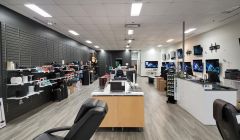 Magasin d'électronique, informatique et comptoir cellulaire REF#16870