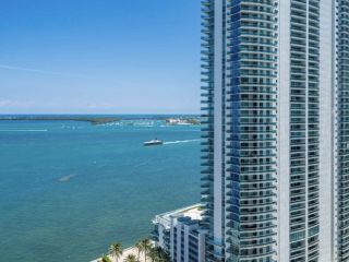 Condo élégant clé en main à vendre en Floride  REF#16795