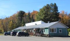 Dépanneur / restaurant / station-service à vendre REF#16787