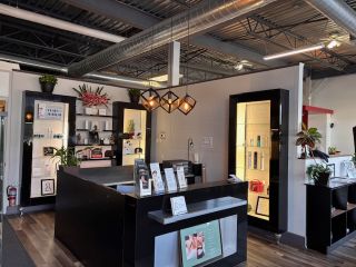 À VENDRE – FONDS DE COMMERCE- CENTRE BEAUTÉ, COIFFURE & BIEN-ÊTRE | CHÂTEAUGUAY REF#17140