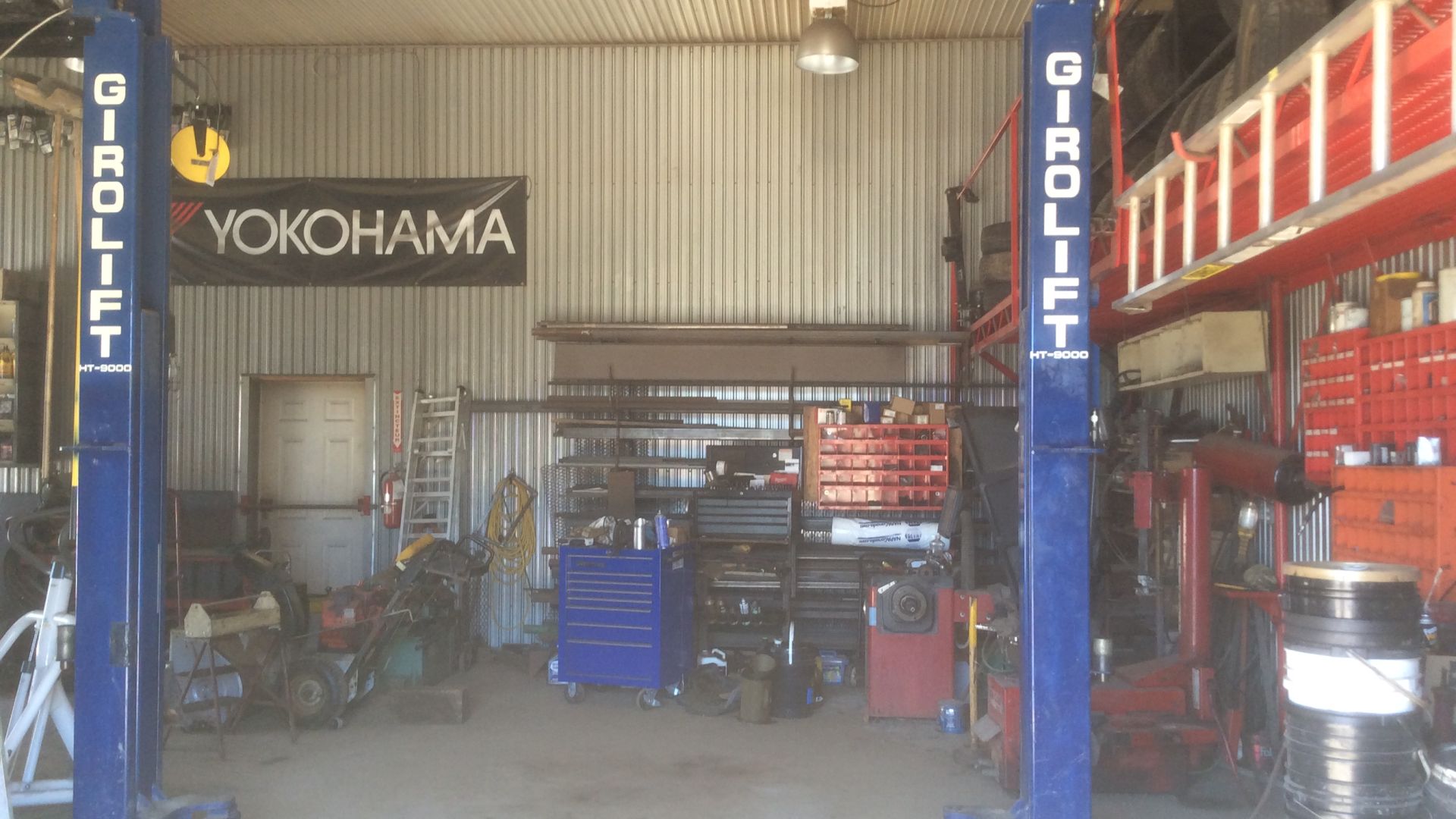 Vente de matériel atelier et équipements pour garage à Charleroi